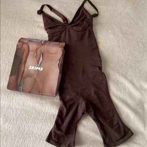 Skims Sculpting Bodysuit